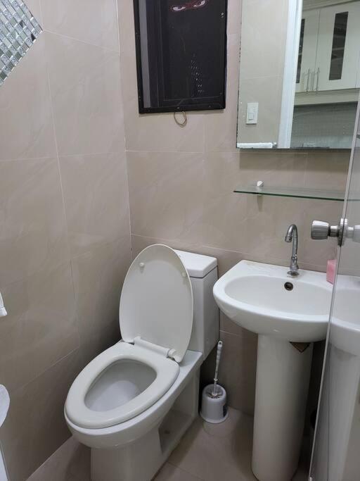 Kandi Resort-Type Spacious 1 Bedroom With Netflix And Free Housekeeping 安吉利斯 外观 照片