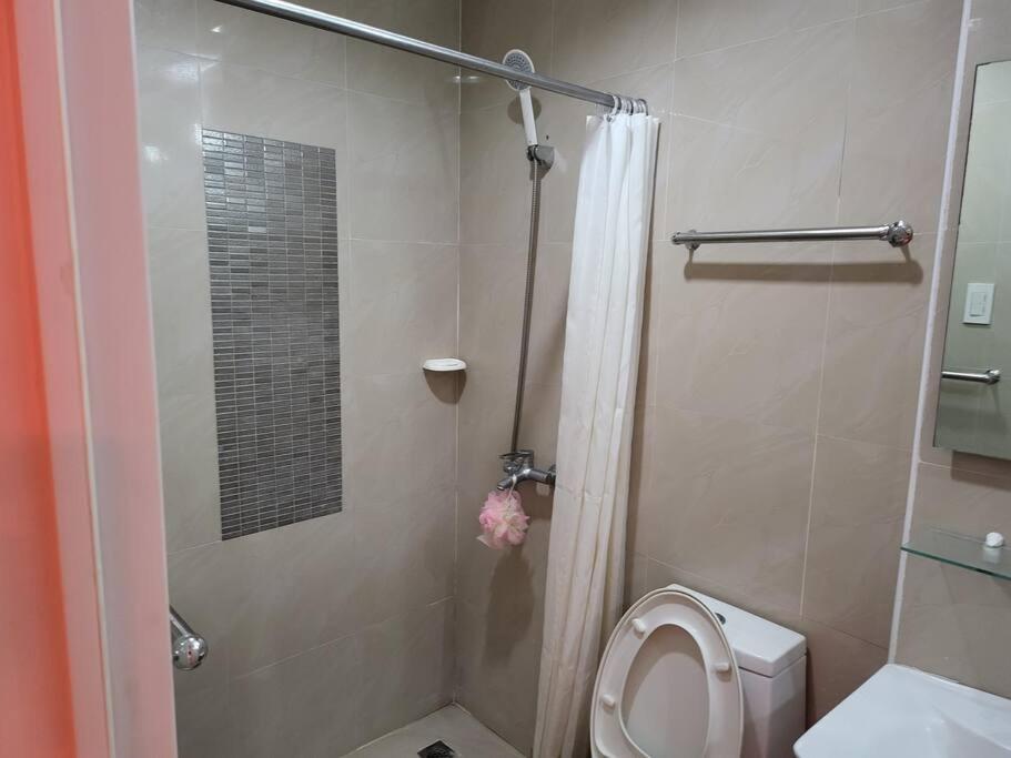 Kandi Resort-Type Spacious 1 Bedroom With Netflix And Free Housekeeping 安吉利斯 外观 照片